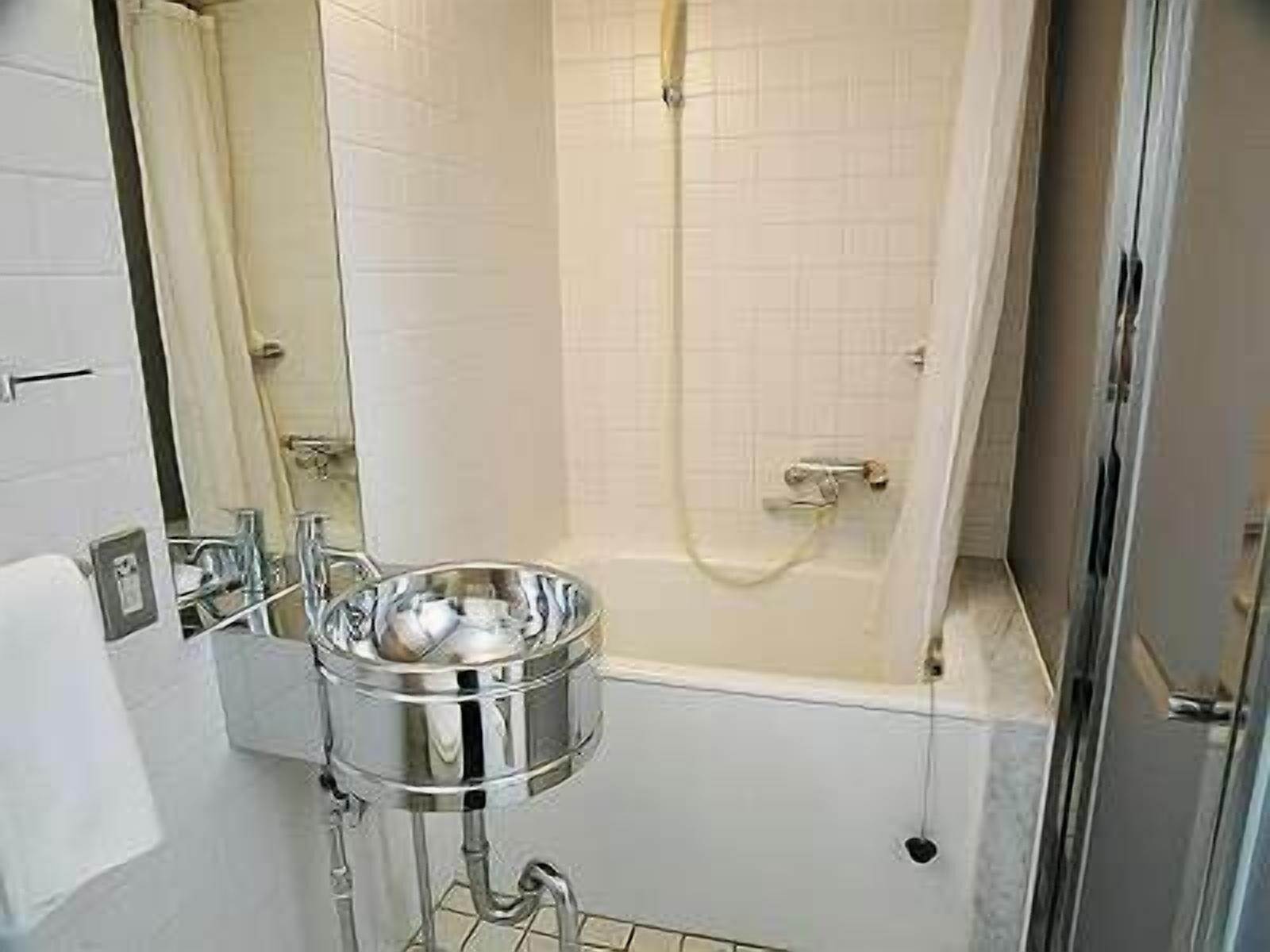 Hotel Livemax Budget Korakuen Tokyo Exterior photo